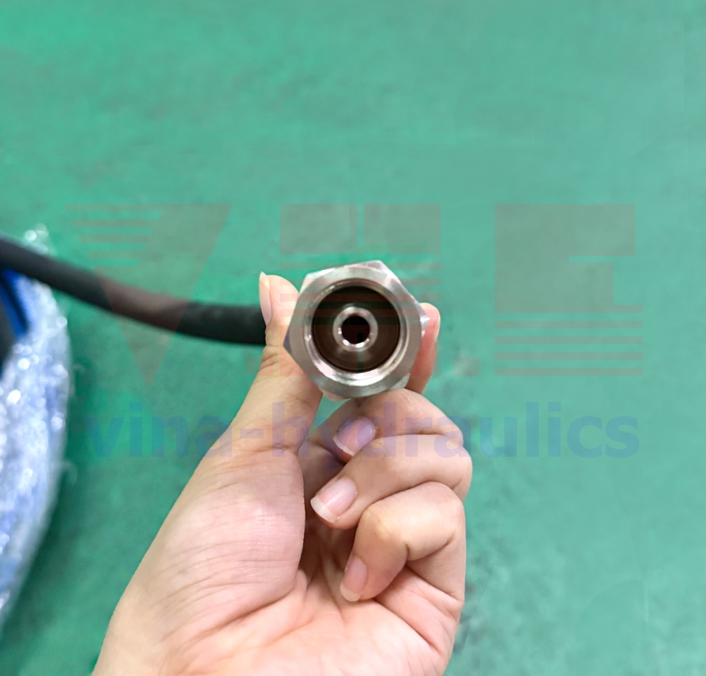 Dây xịt nước áp lực cao Teknoblast Plus bấm đầu BSP inox
