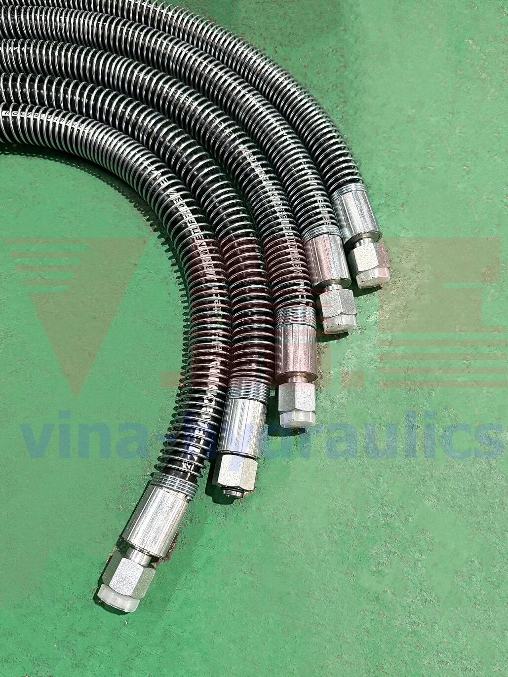 Ống mềm cao su thủy lực Alfagomma 6K Alfabiotech 38 và bọc lò xo thép