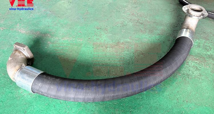 Gia công Ống hút dầu NAFTA 4'' bấm mặt bích và bích hàn lồng kèm cút hàn