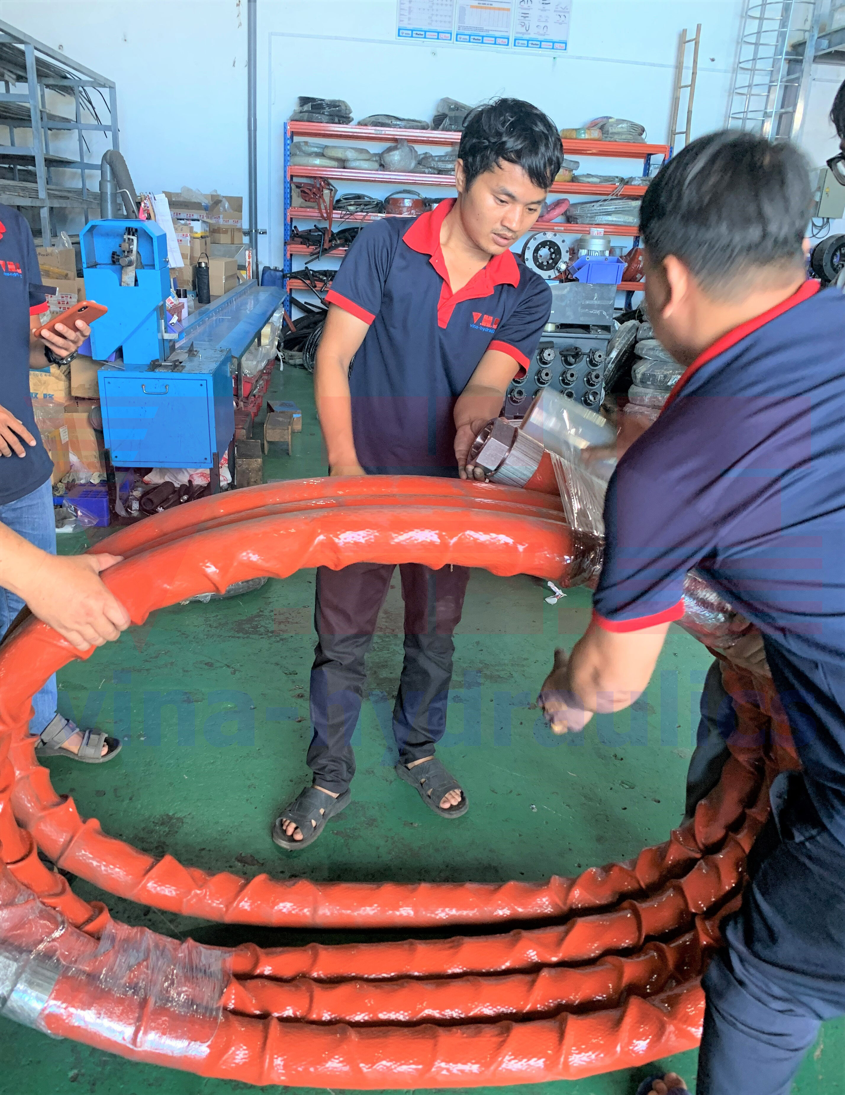 Gia công ống thủy lực cách điện Alfagomma bọc vỏ PJ