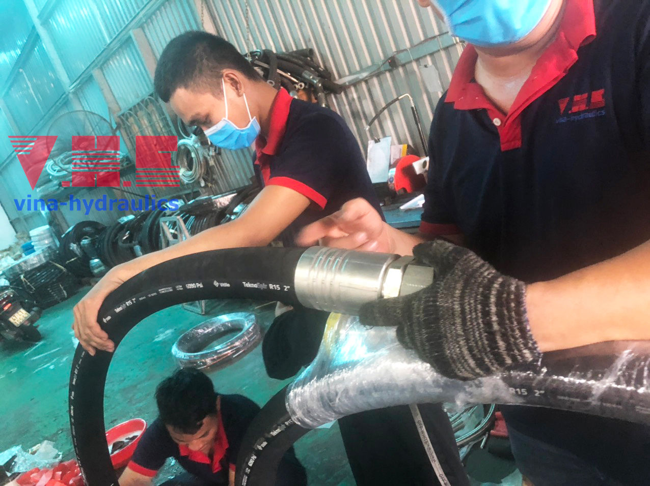 VHE bấm đầu Ống Vitillo TeknoSpir R15 DN51 2inch 6090Psi