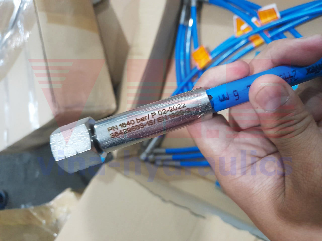 Địa điểm bán Ống thủy lực cao áp Parker 2440D chính hãng