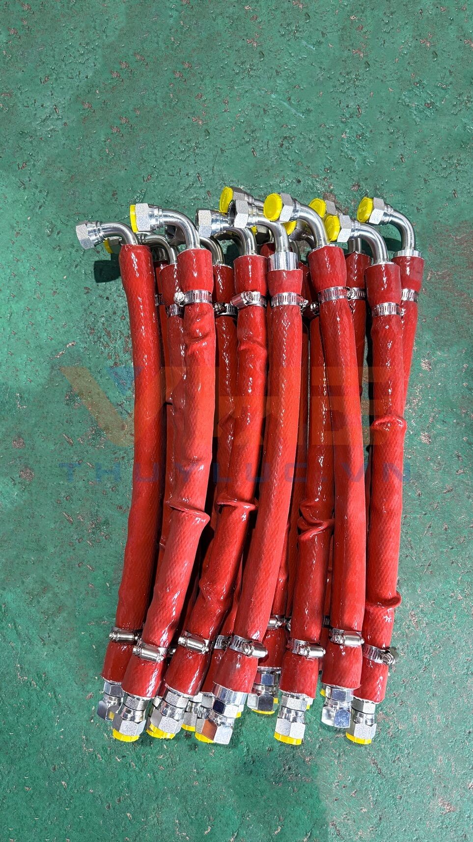 Công nghệ bọc vỏ chống cháy cho ống thủy lực bấm đầu KMS