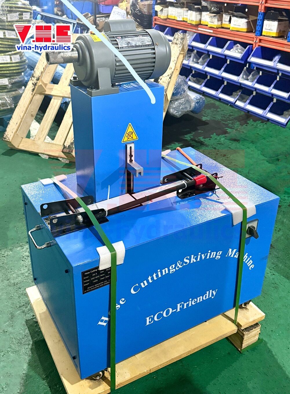 Máy cắt và gọt ống tuy ô thủy lực chính hãng