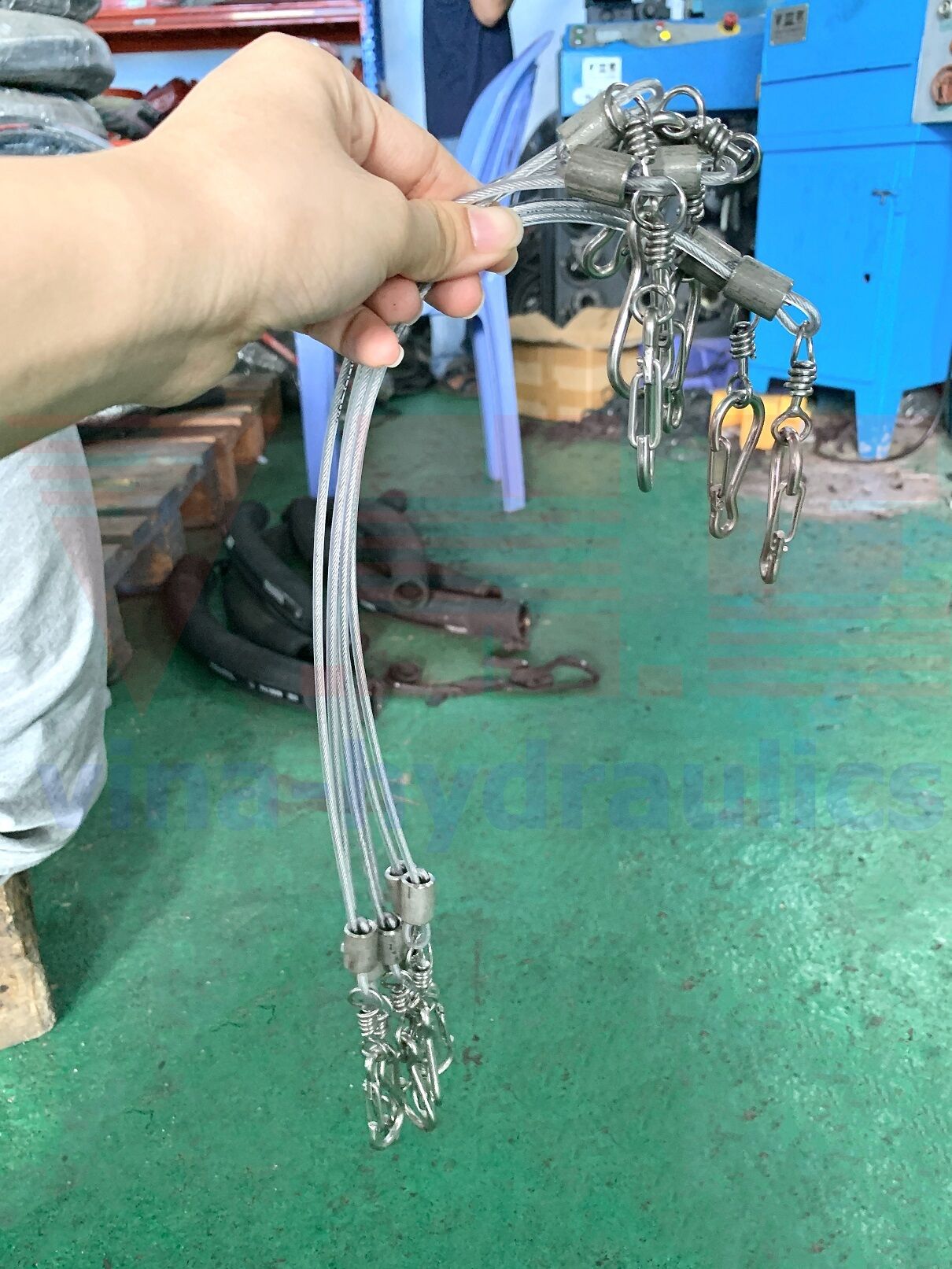 kẹp khóa an toàn cho ống thủy lực