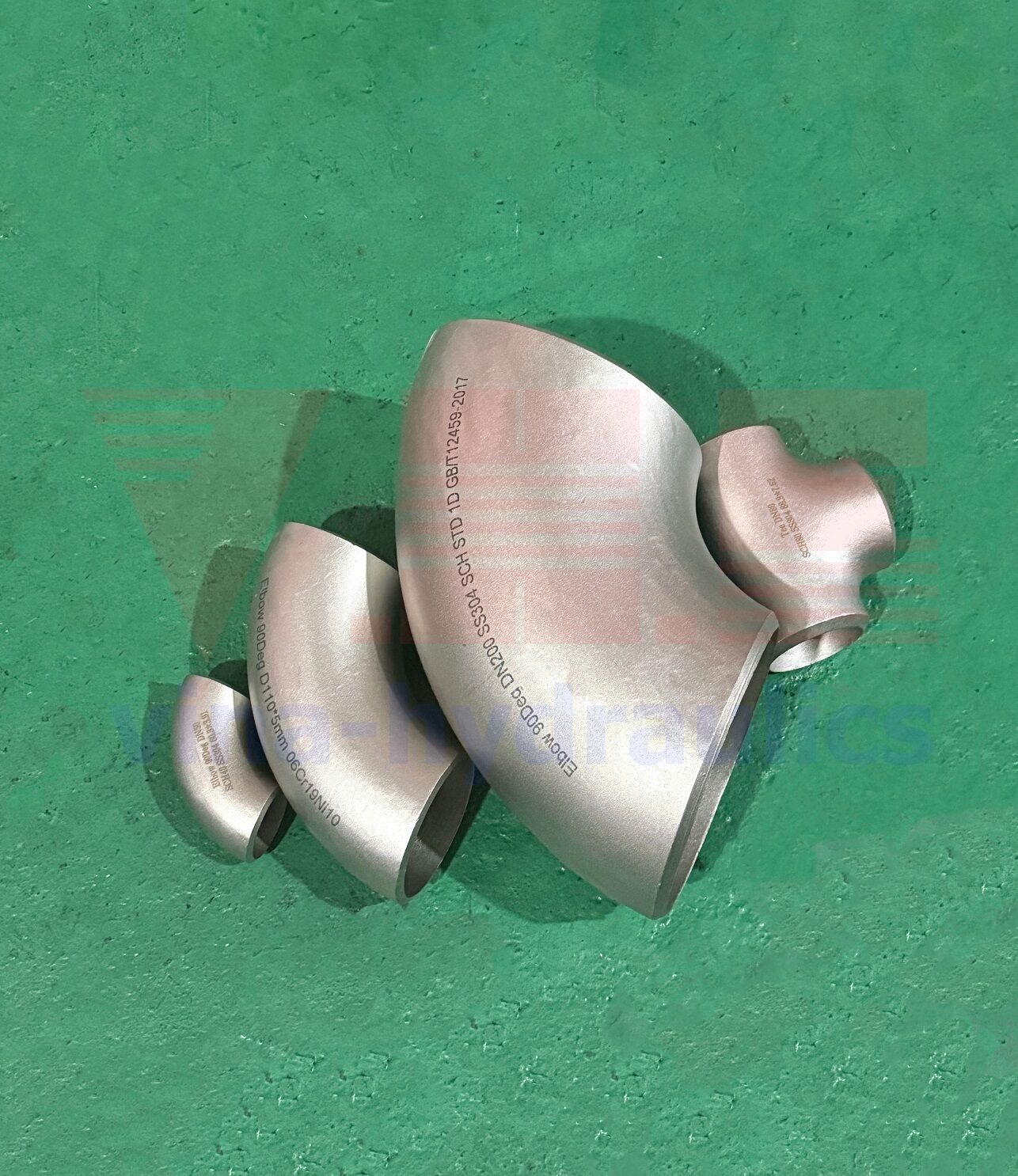high-quality stainless steel 304 elbows and tees in Ho Chi Minh City