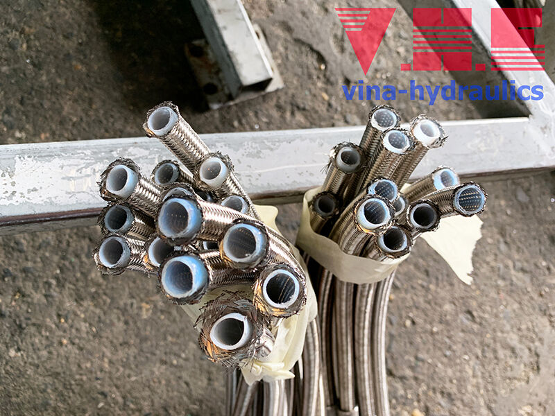 Ống Teflon nhựa chịu nhiệt
