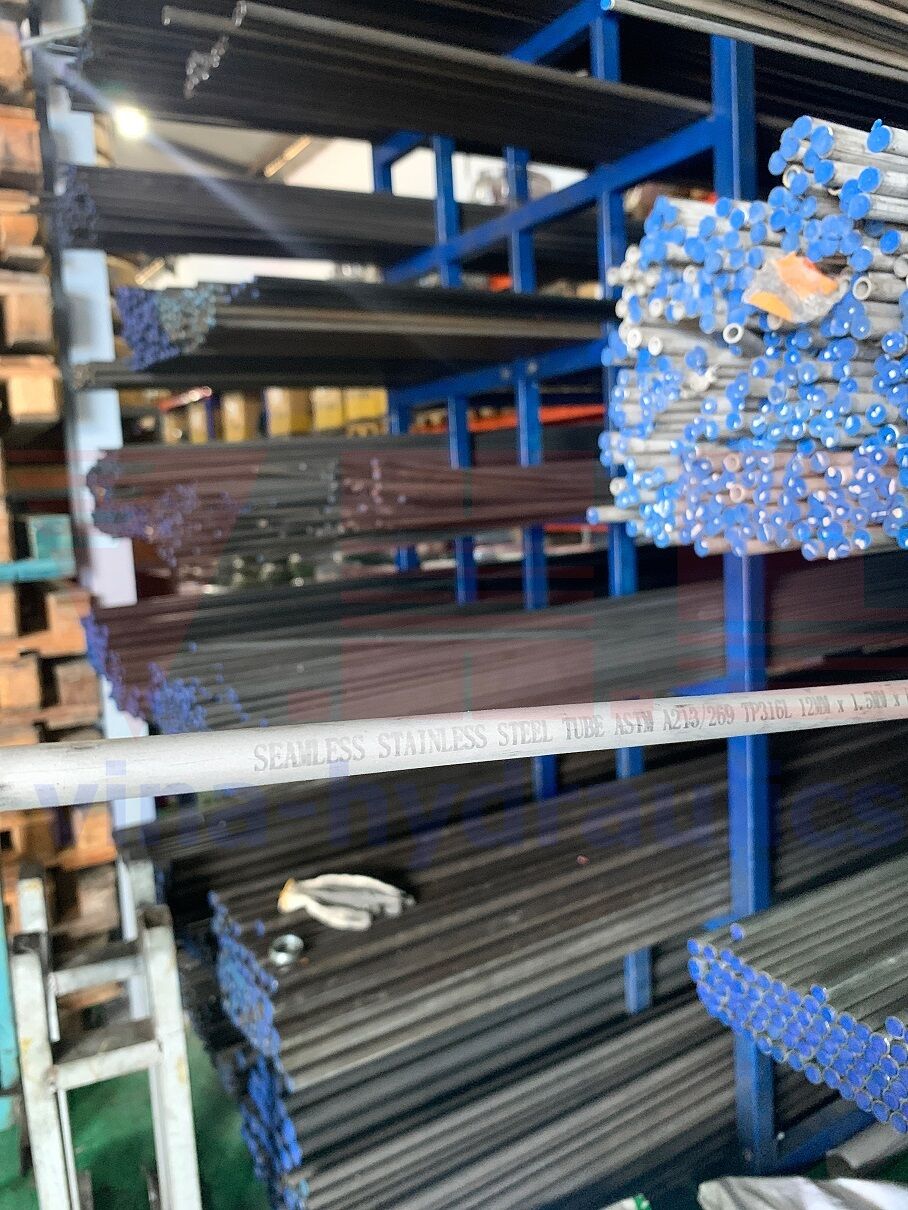 cast steel pipes