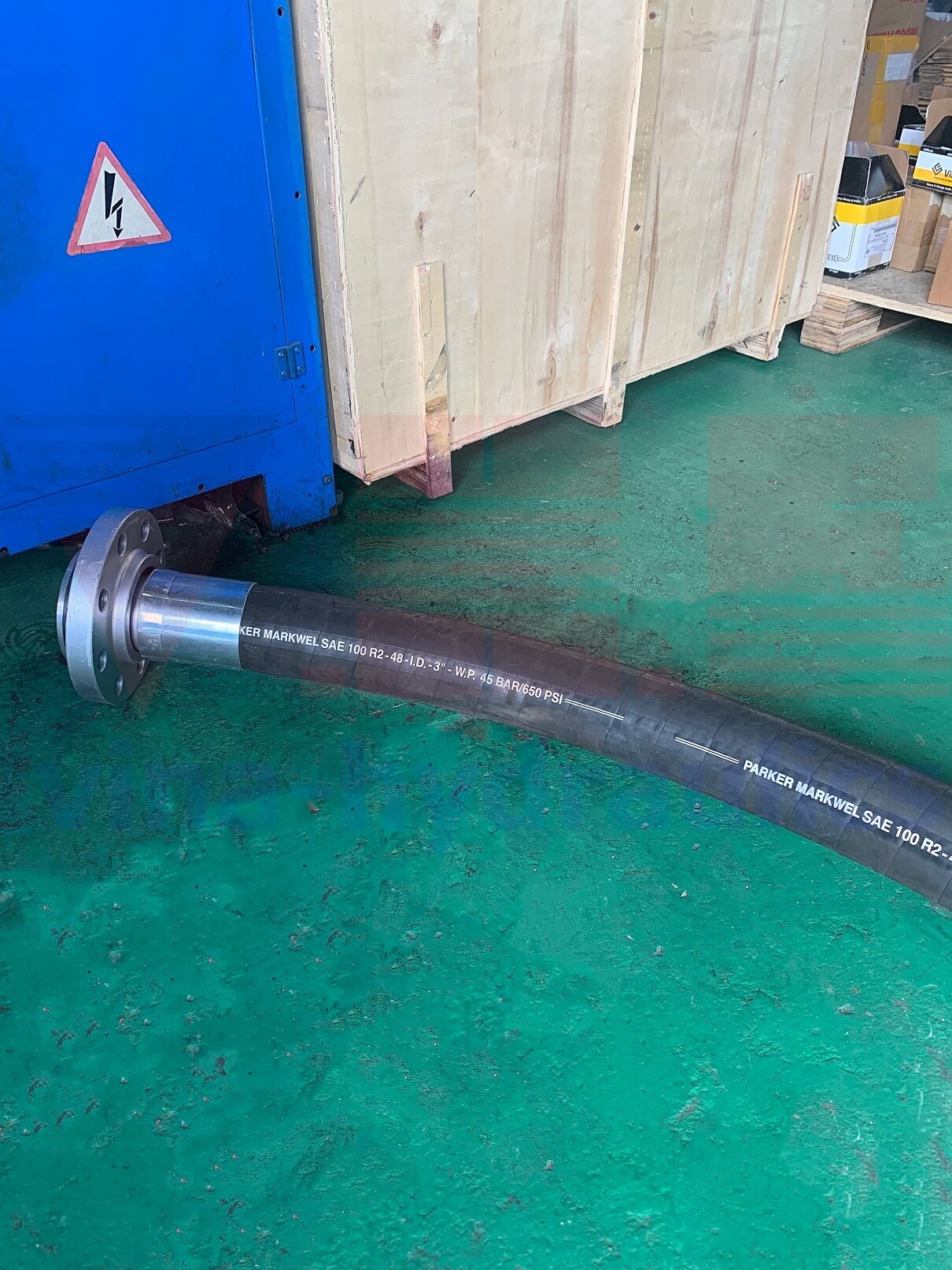 gia công bấm đầu Ansi cho ống mềm thủy lực Parker 2 lớp thép giá rẻ
