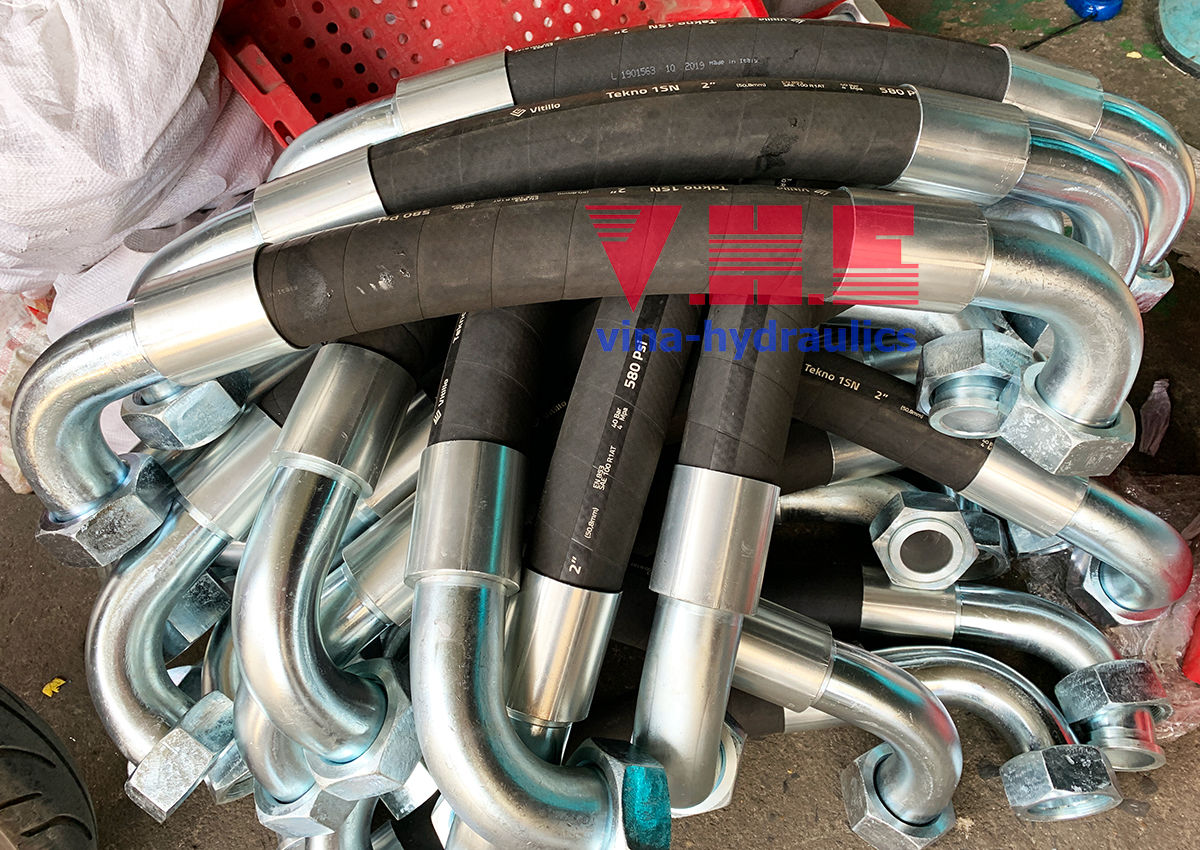 Gia công bấm đầu ống thủy lực 1 lớp thép Tekno 1SN Vitillo chính hãng