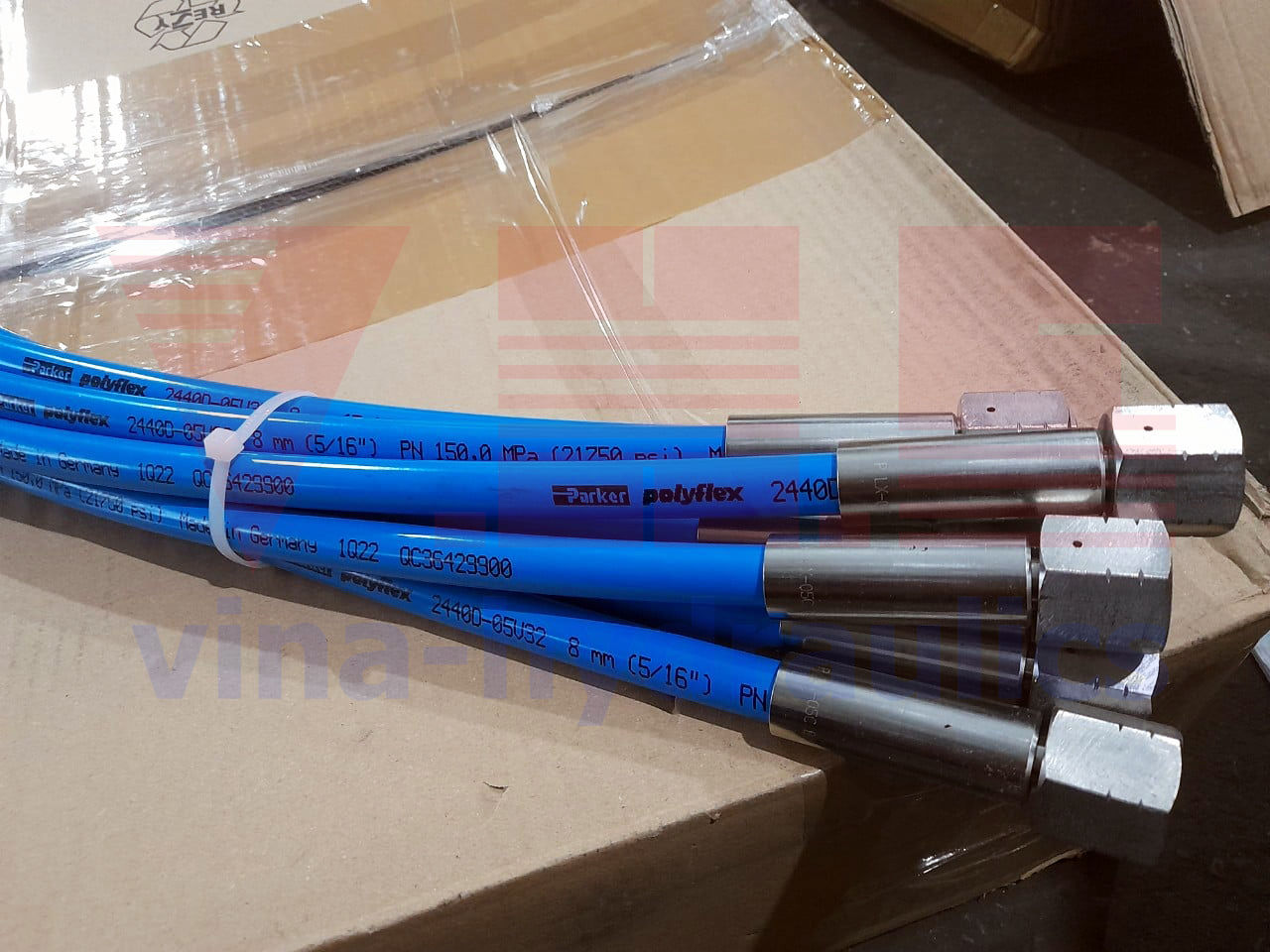 VHE cung cấp Ống thủy lực cao áp Parker 2440D chính hãng