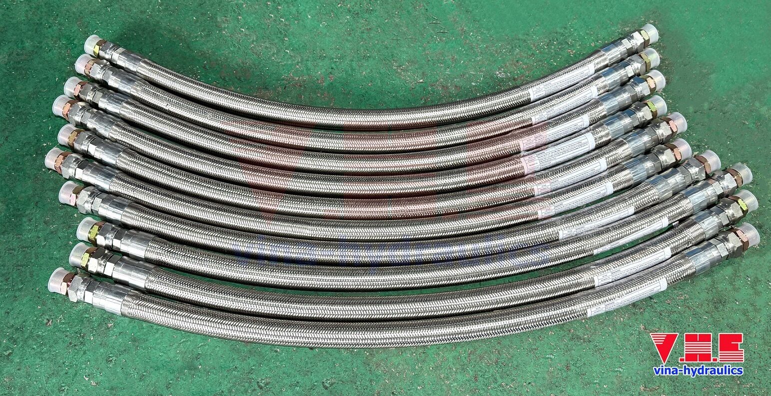 Ống cao su thủy lực Alfabiotech 1.14'' bấm đầu JIS kèm racco và bọc lưới inox