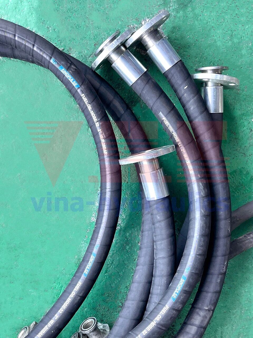 2'' Fuel oil hose with SUS304 stainless steel flanges crimped at both ends