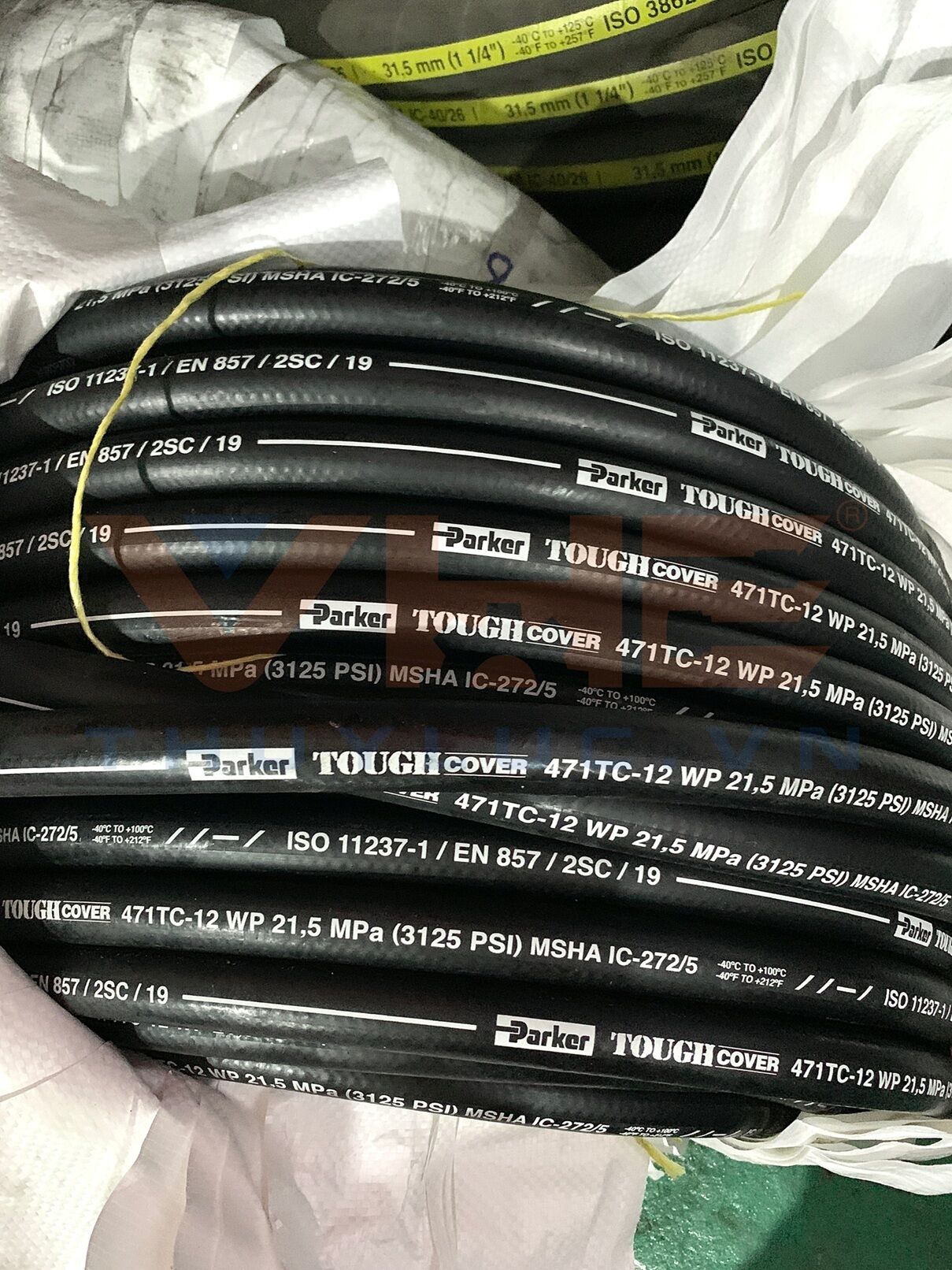 Parker hydraulic hose with 2-layer