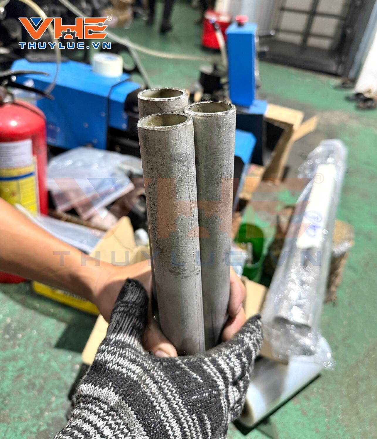 ống thép đúc tiêu chuẩn giá tốt