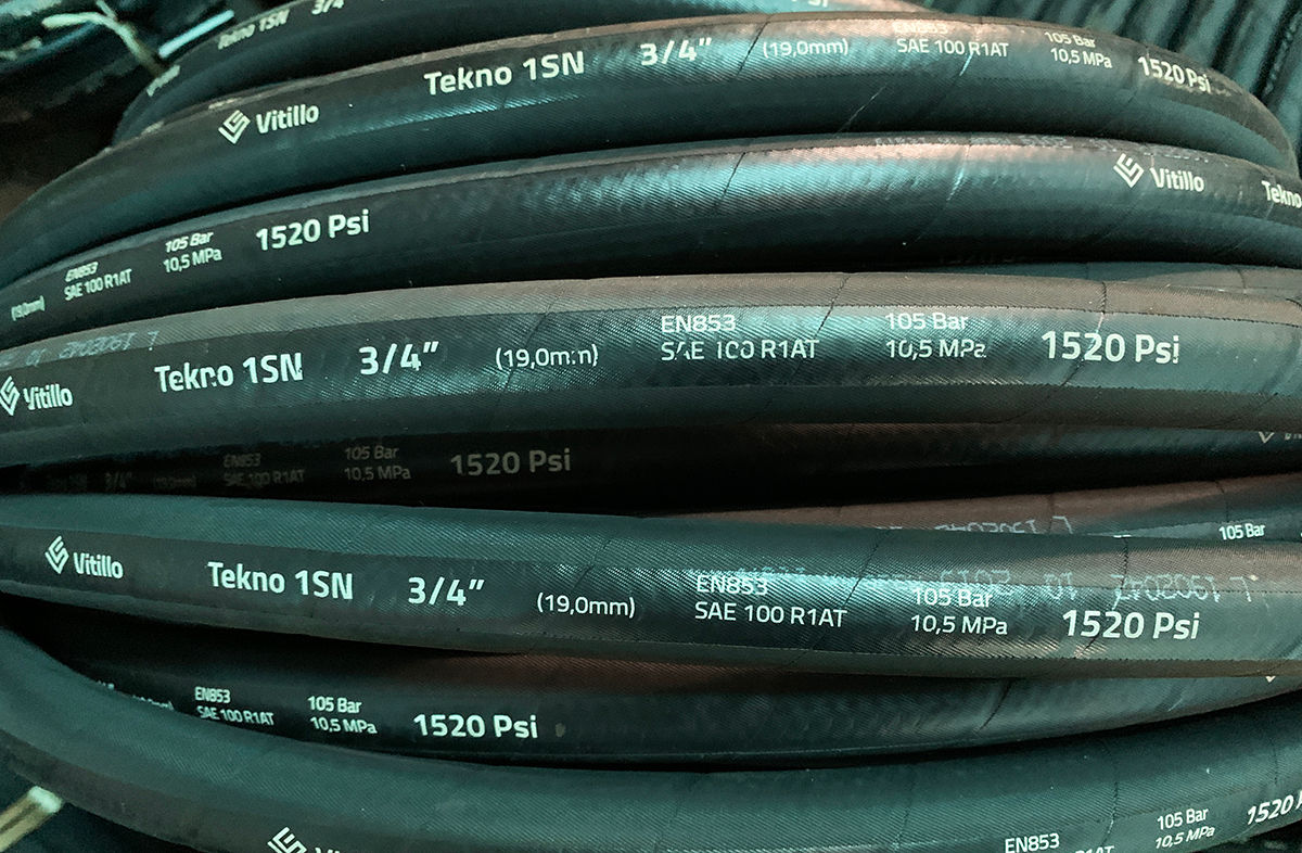 Ống thuỷ lực bện 1 lớp bố thép TEKNO 1SN - TH1SN12