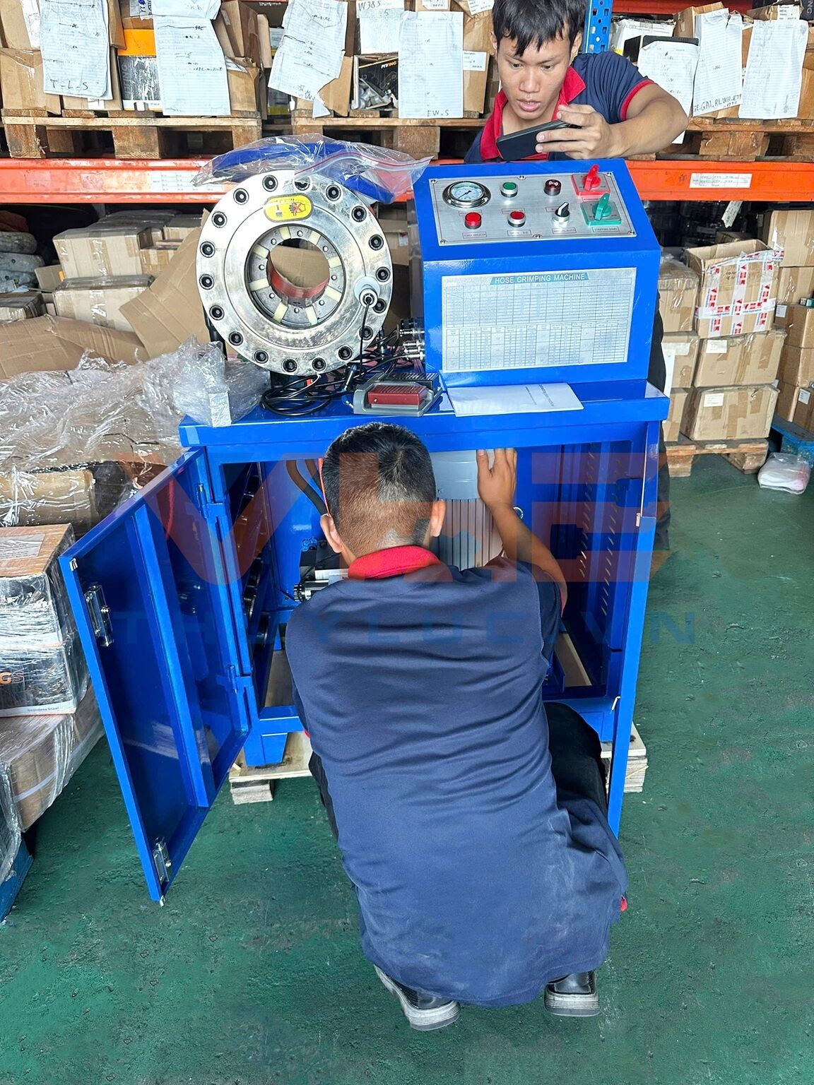 Máy 2 trong 1 kết hợp bấm ống và cắt gọt