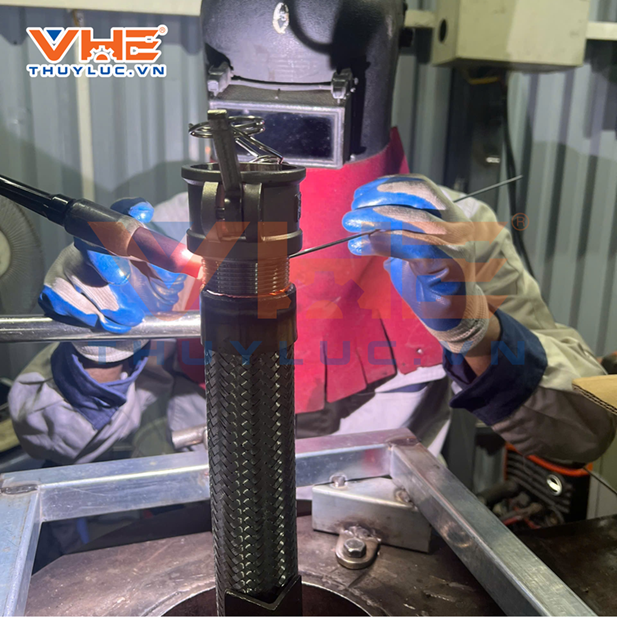 hàn TIG khớp nối mềm inox