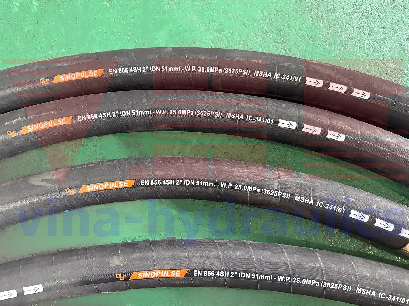 hydraulic hose pressing