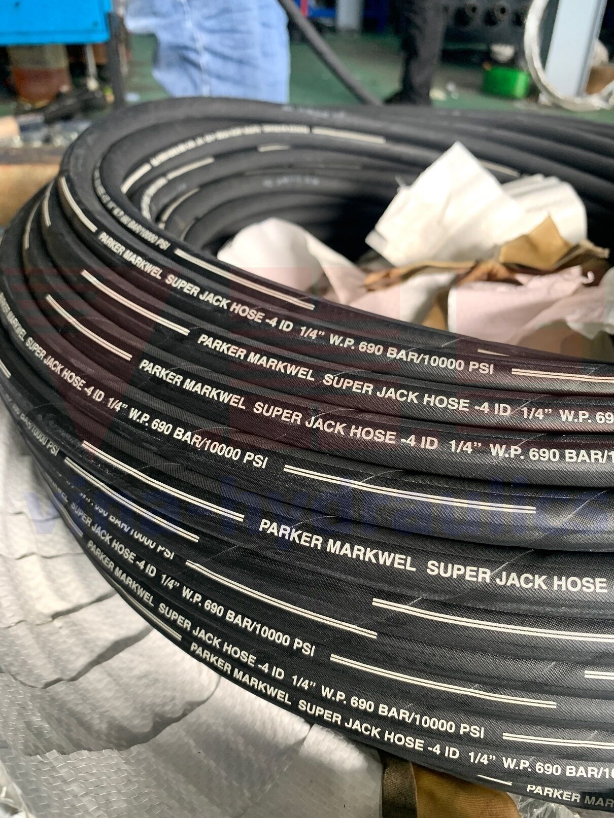 Ống thủy lực chịu áp lực cao Parker JKPM 14'' bấm 2 đầu thẳng BSP