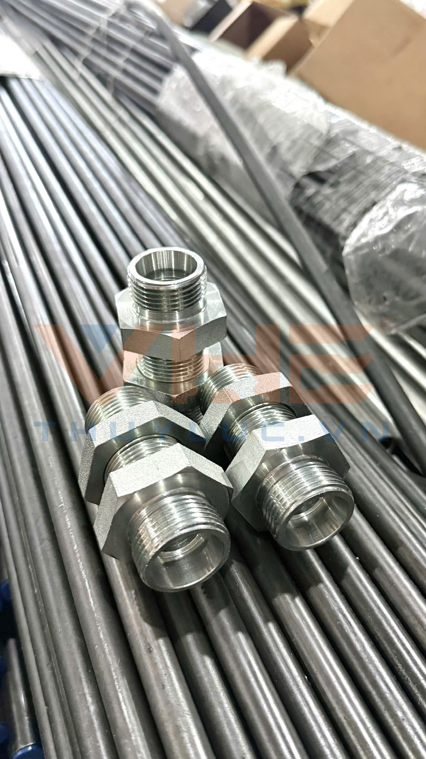 Đầu nối xuyên vách hệ ren DIN 2535 tiêu chuẩn