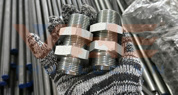 Đầu nối xuyên vách hệ DIN 2535 tiêu chuẩn