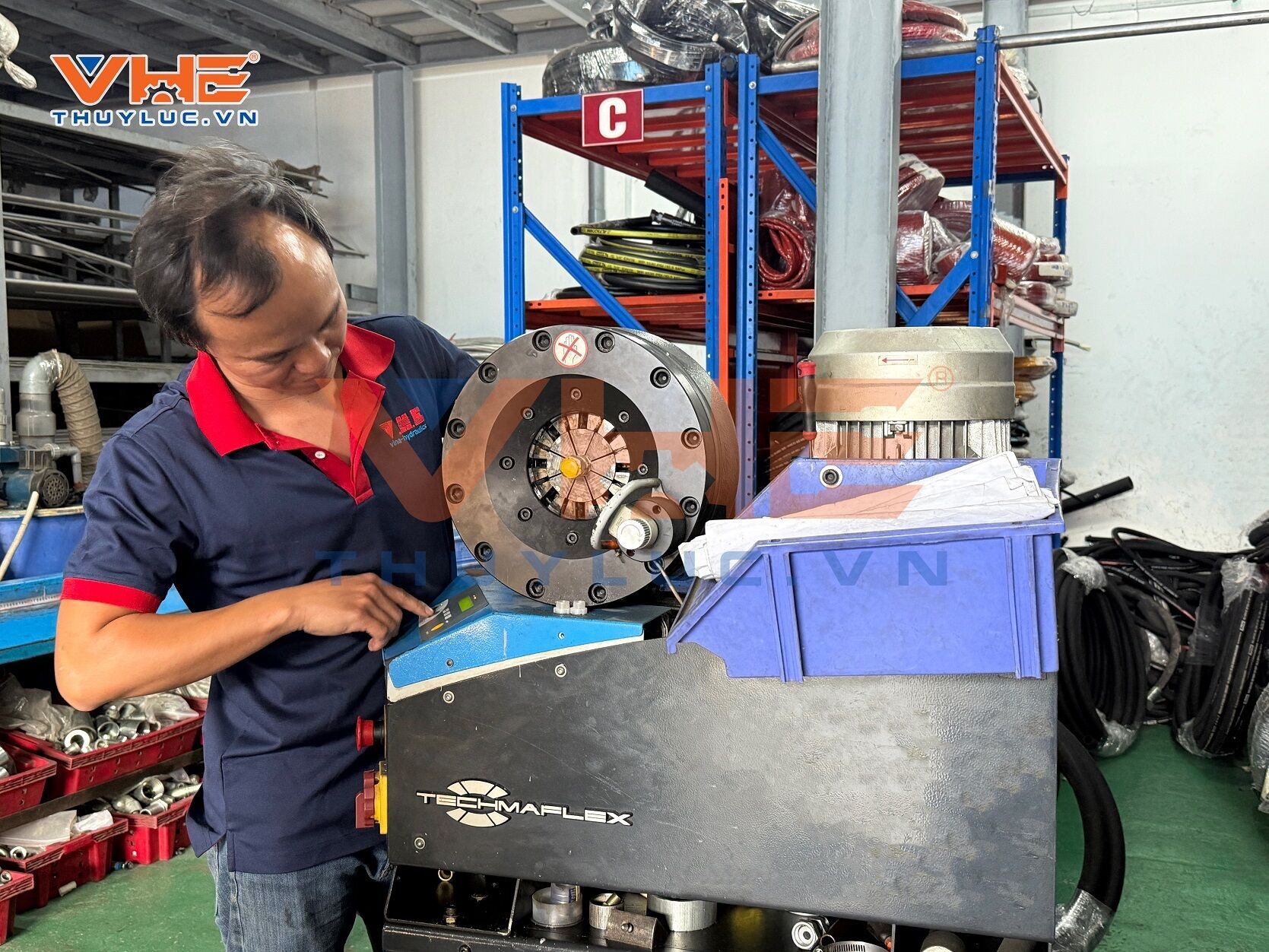 Dịch vụ gia công bấm ống chuẩn xác tại TPHCM