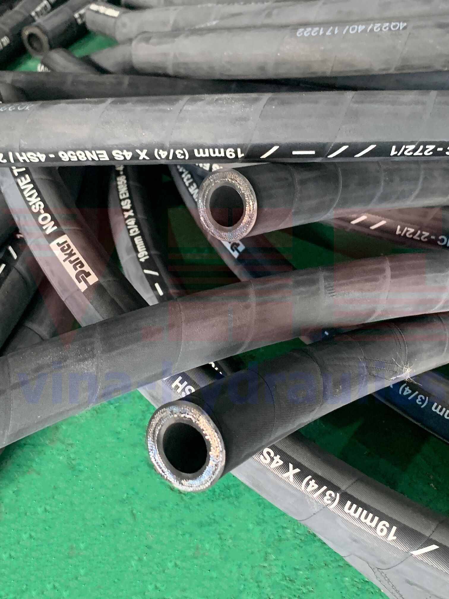 Parker 4SH 731MSHA-12 size 3/4'' hydraulic hose