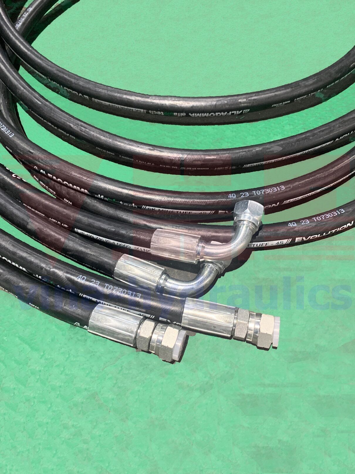 Alfagomma 4- layer steel hydraulic hose of 6K MineTuff Alfagomma with BSP crimping fittings