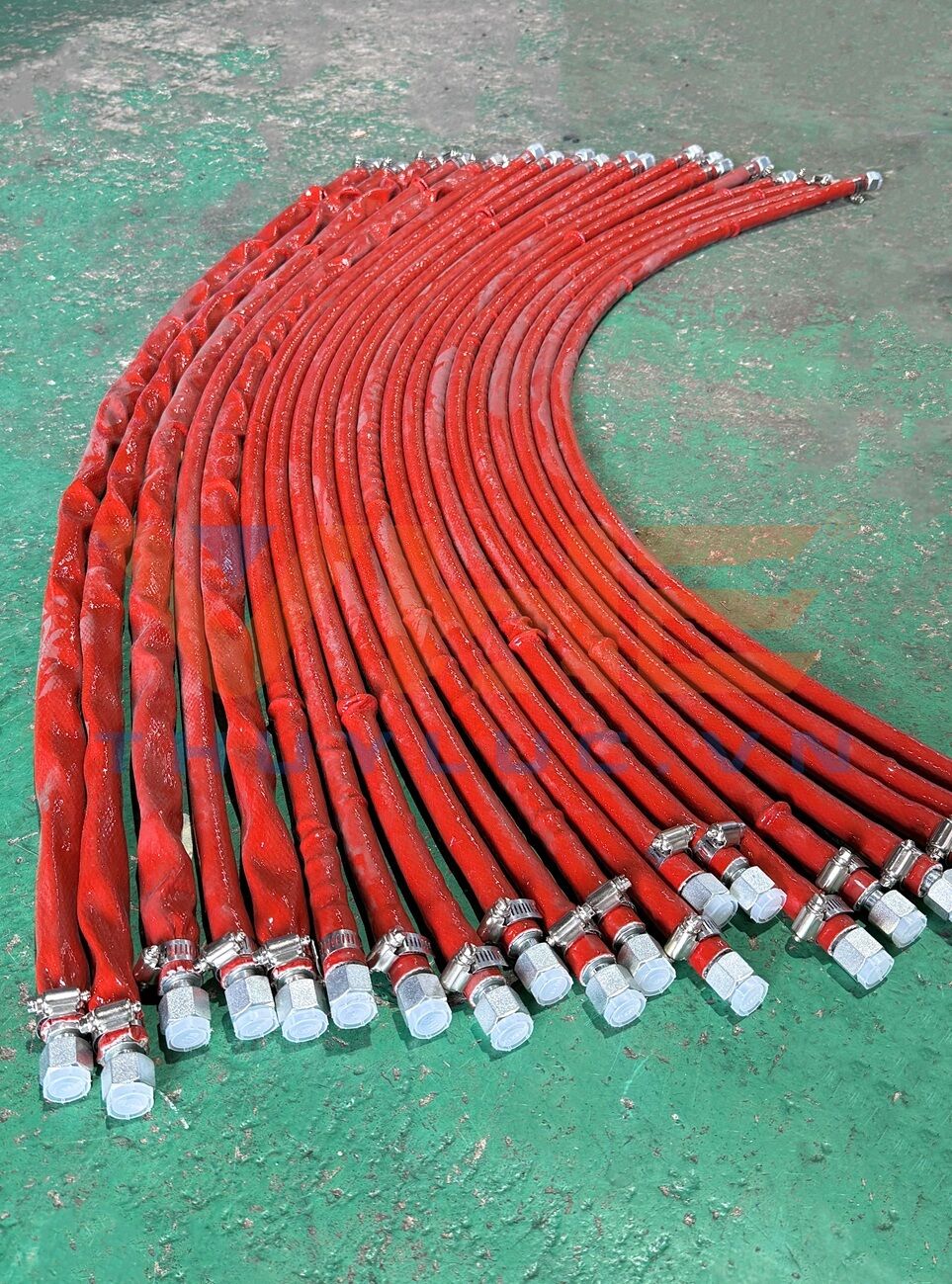 DIN Fitting Crimping on 1/4" & 1/2" Hydraulic Hoses with PJ Sleeves